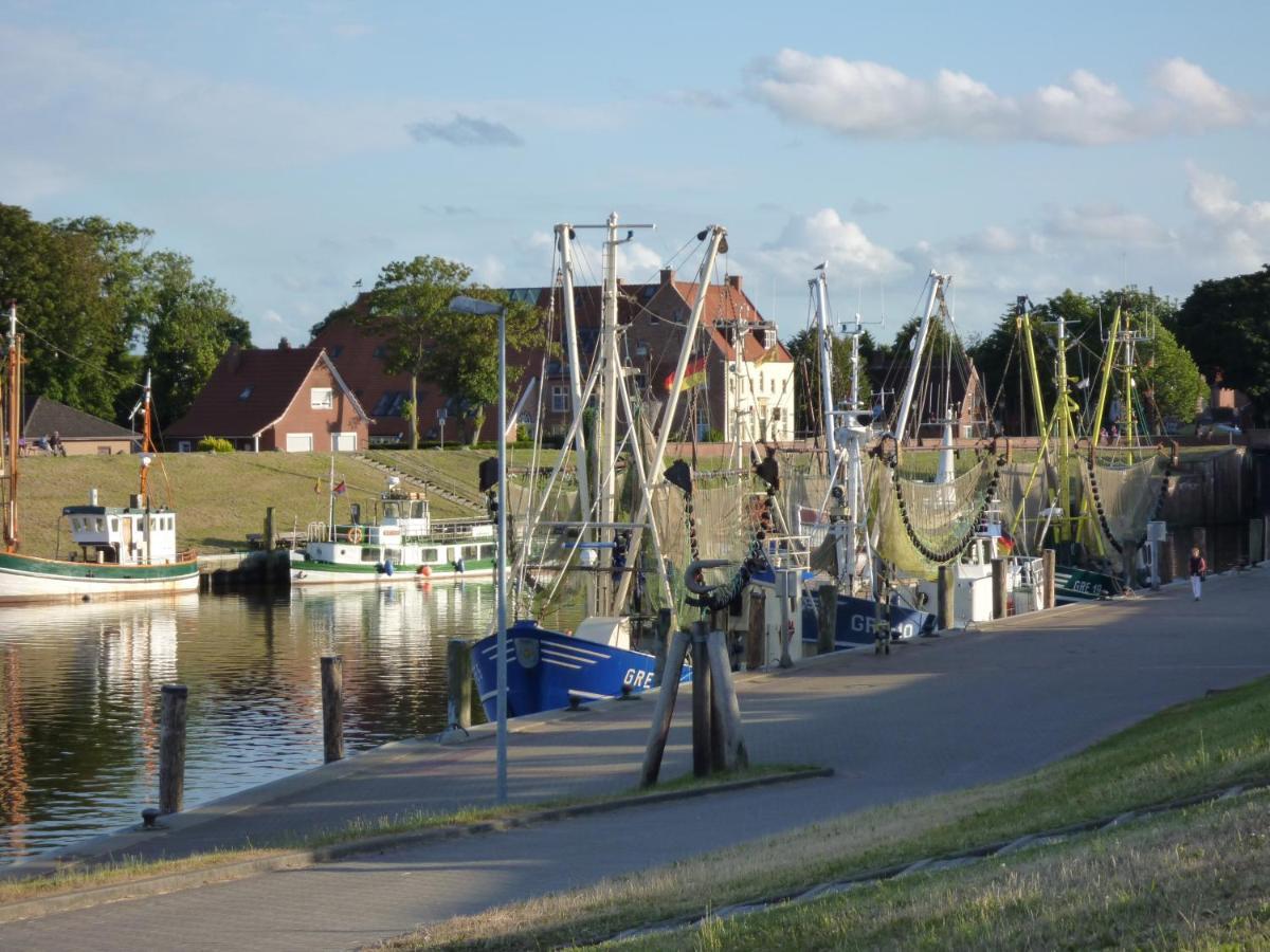 Hotel Hohes Haus Greetsiel Exterior foto