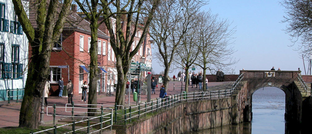 Hotel Hohes Haus Greetsiel Exterior foto